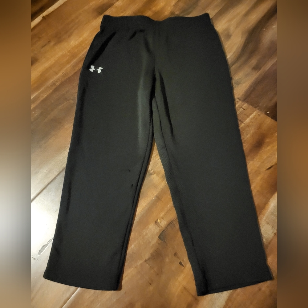 Size 4 under armour pants